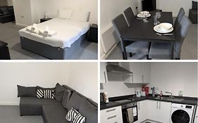 Chic & Comfy 1Br Apt In Central Heywood